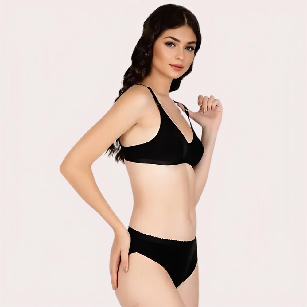 Essential Black: 2 Bras and 2 Panties Combo Set
